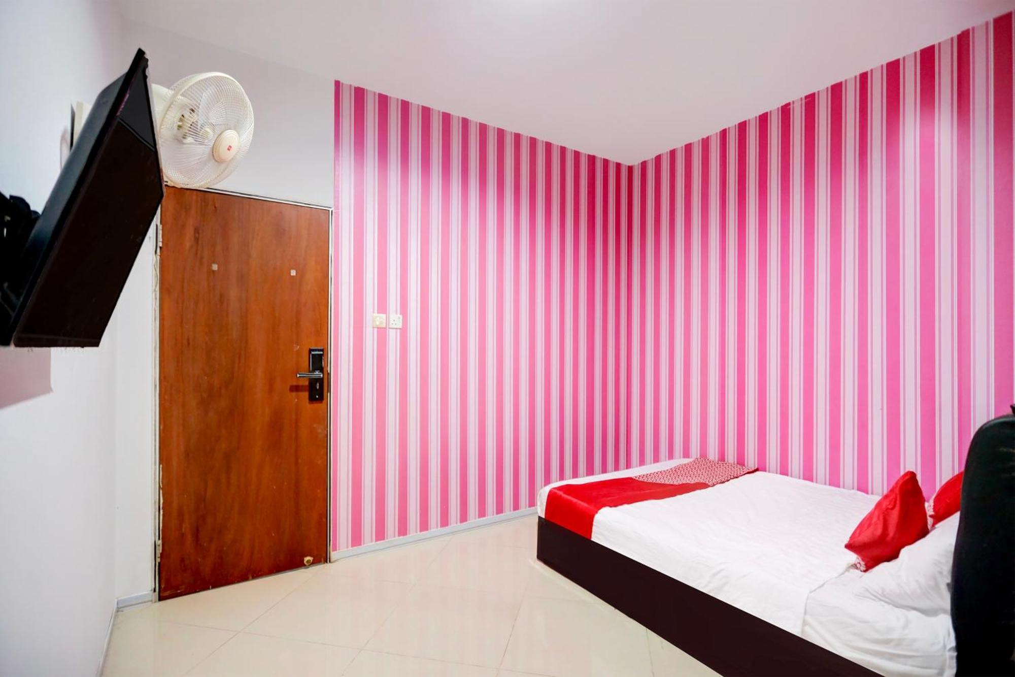 Oyo 92586 Happy 777 Hotell Nagoya Eksteriør bilde
